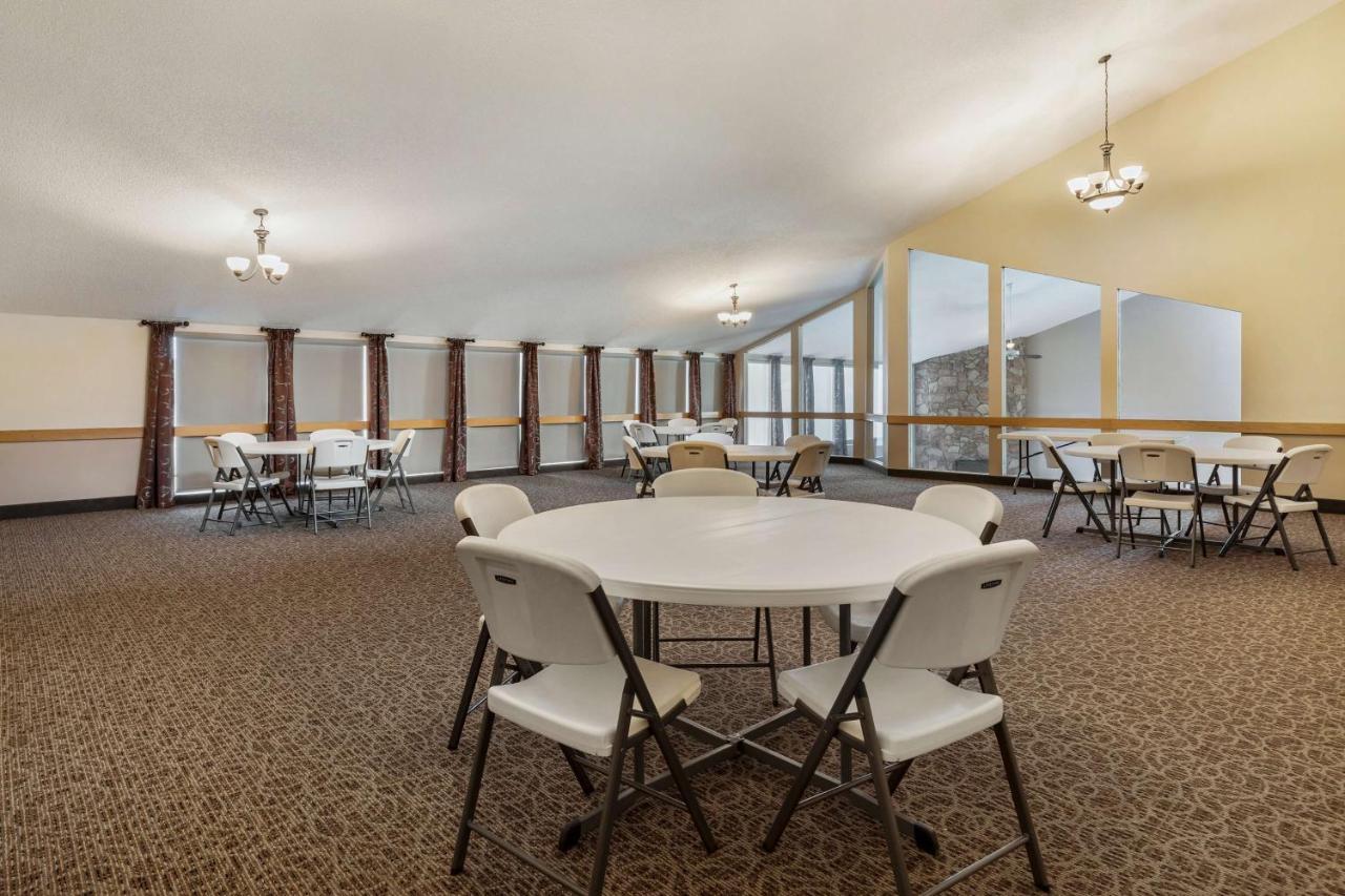 Best Western Indian Oak Честертон Экстерьер фото