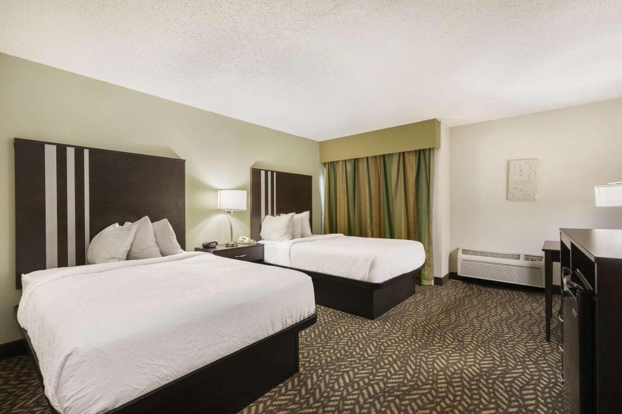 Best Western Indian Oak Честертон Экстерьер фото