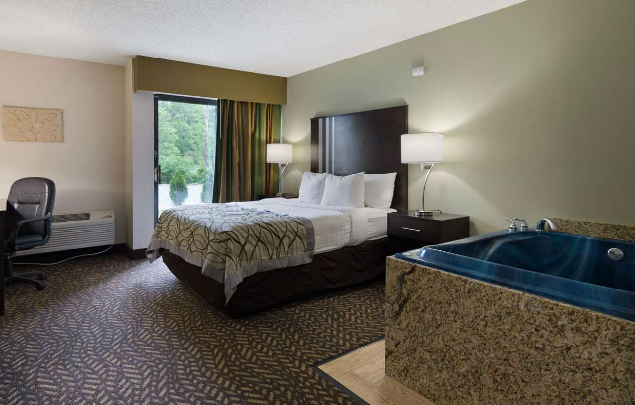 Best Western Indian Oak Честертон Экстерьер фото
